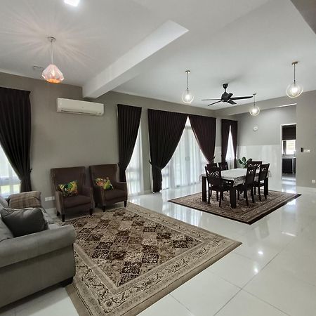 Pinevalley Homestay Putrajaya Presint 12 Dış mekan fotoğraf